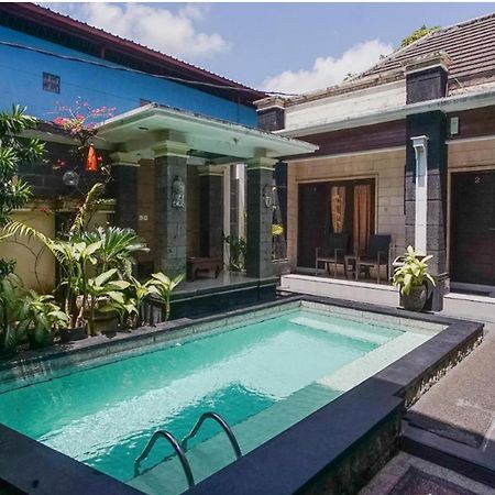 Denays Guesthouse Jimbaran Екстериор снимка