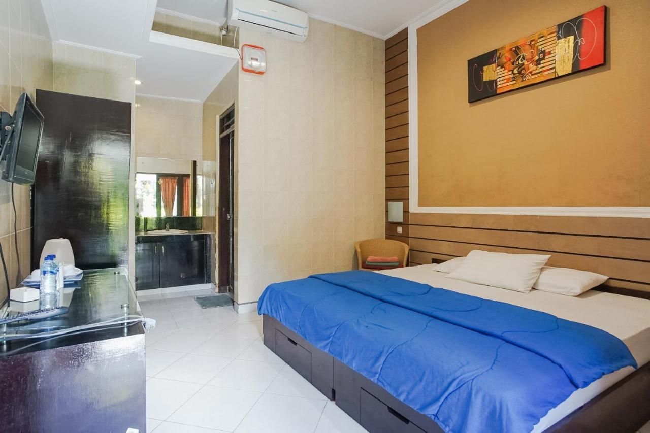Denays Guesthouse Jimbaran Екстериор снимка