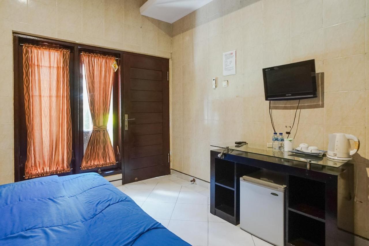 Denays Guesthouse Jimbaran Екстериор снимка