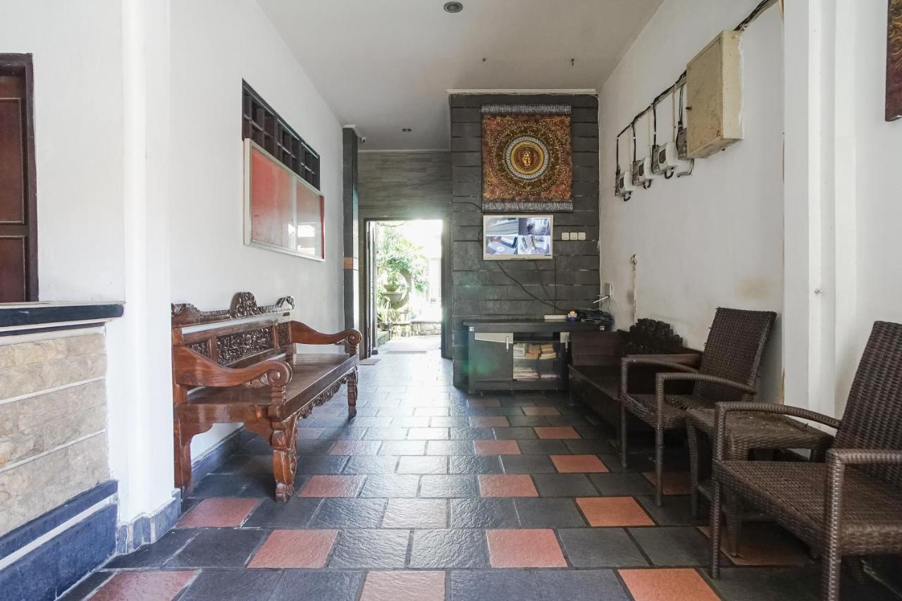 Denays Guesthouse Jimbaran Екстериор снимка