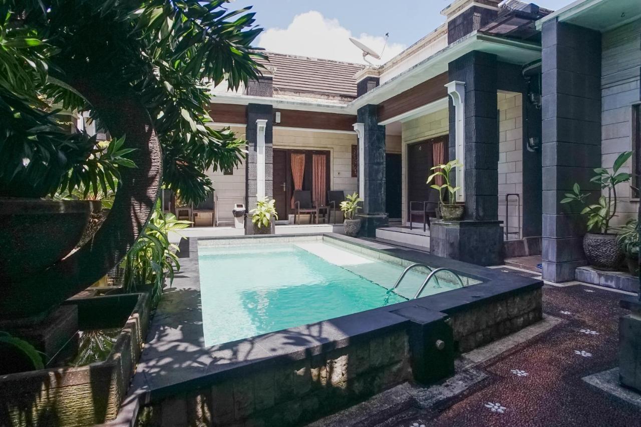 Denays Guesthouse Jimbaran Екстериор снимка